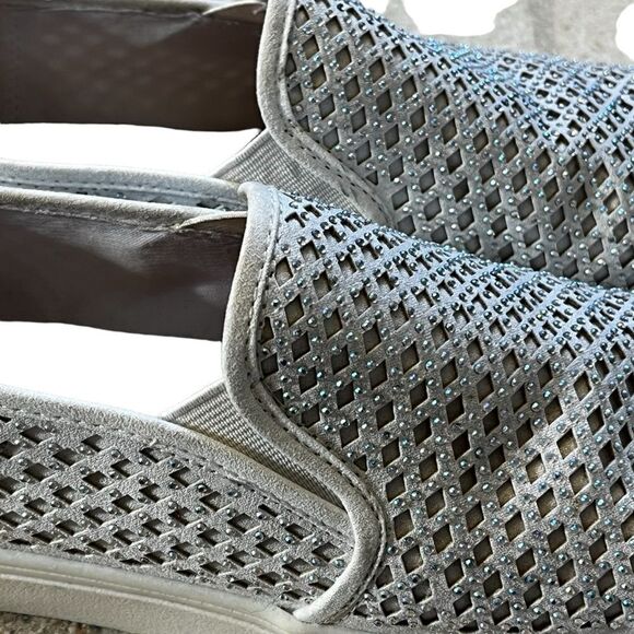 Material Girl white loafer Fashion Sneaker Slip On Rhinestone Ladies sz 8 - Picture 7 of 12